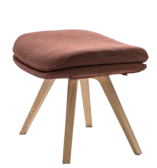 Cassina Fußstütze mit braunem Stoffbezug und hellem Holzgestell, modernes Design für Wohnzimmer und Entspannung.